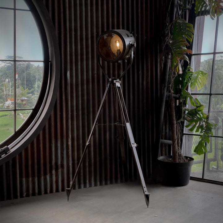 Railroad Standing Lamp 5