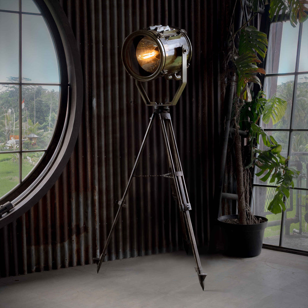 Railroad Standing Lamp 7